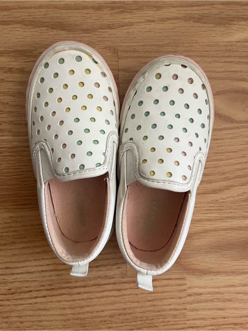 Old Navy Toddler Girls Color Perforated Slip On Sneaker - size 8